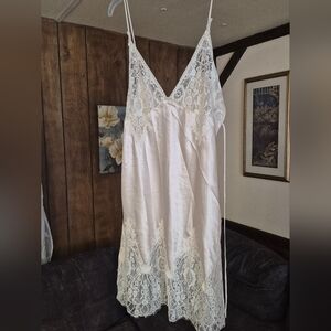 Elegant White Lace Nightgown